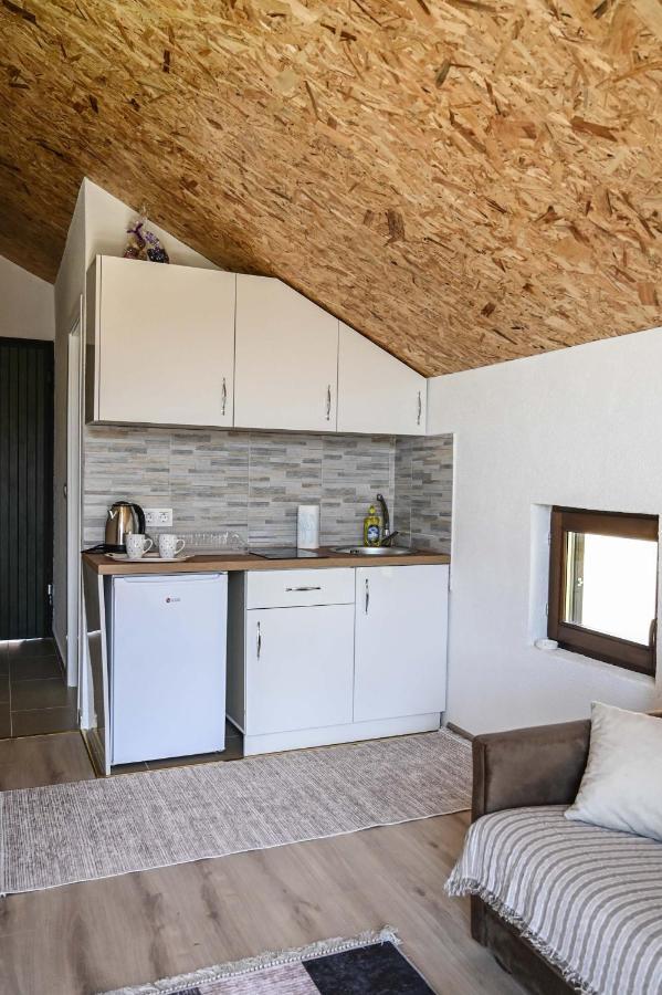 Elem Apartmani Skver Tuzla Esterno foto