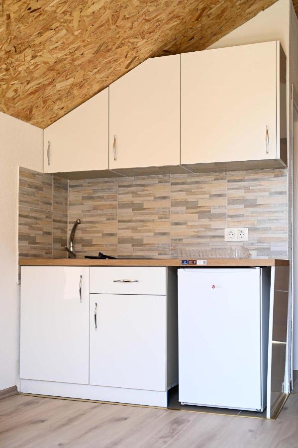 Elem Apartmani Skver Tuzla Esterno foto