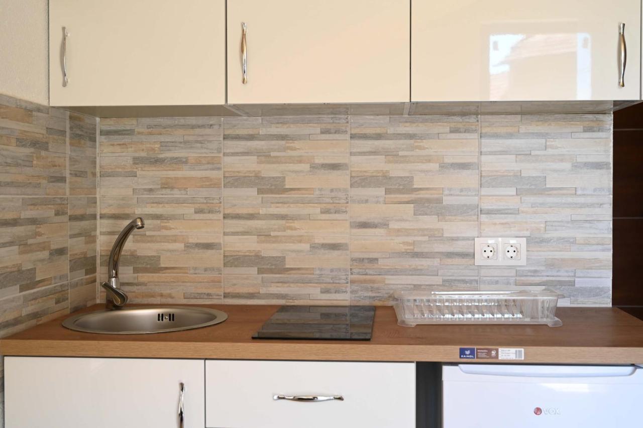 Elem Apartmani Skver Tuzla Esterno foto